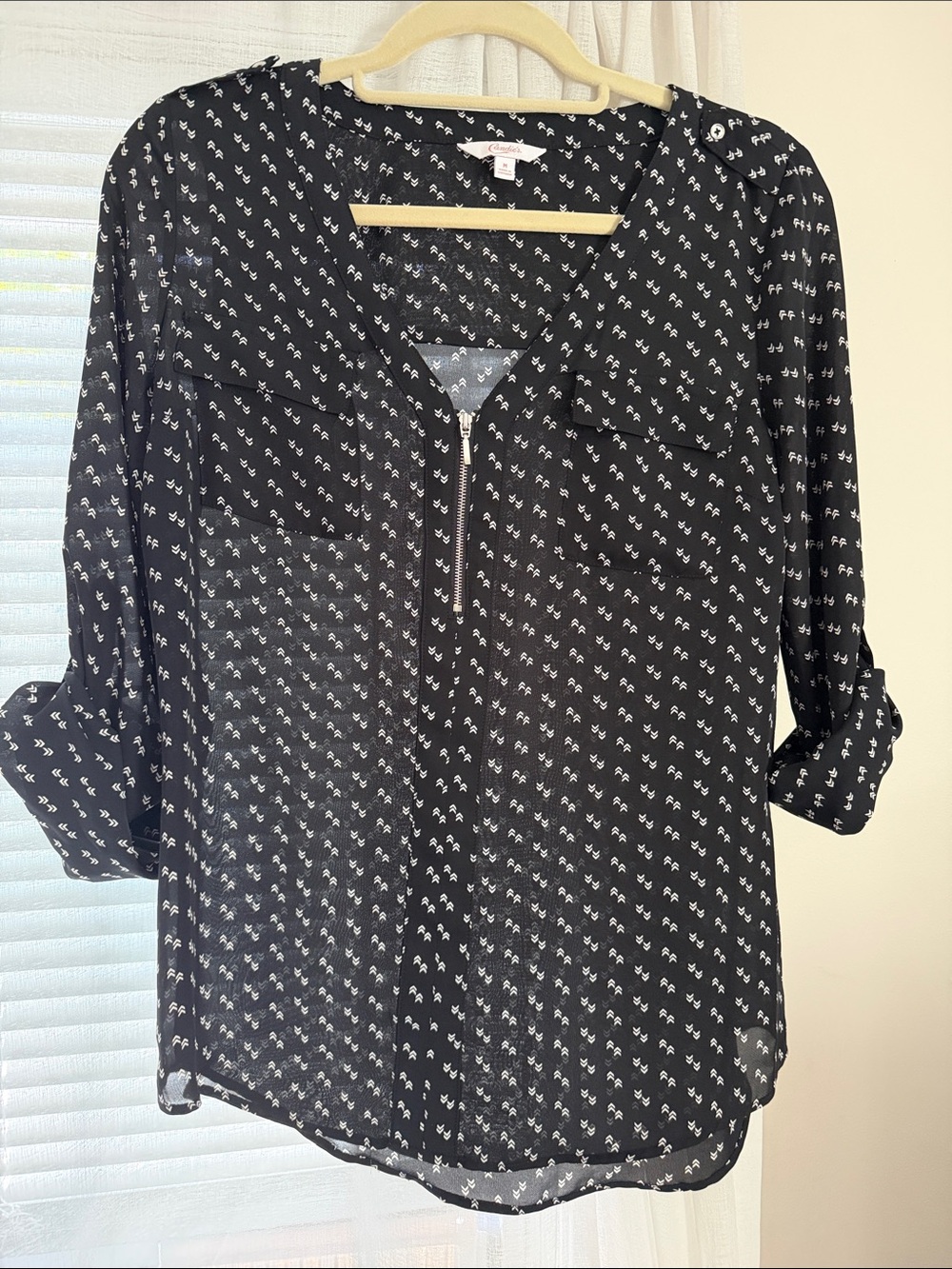 Candie's Black Blouse with White Micro Pattern and Zip